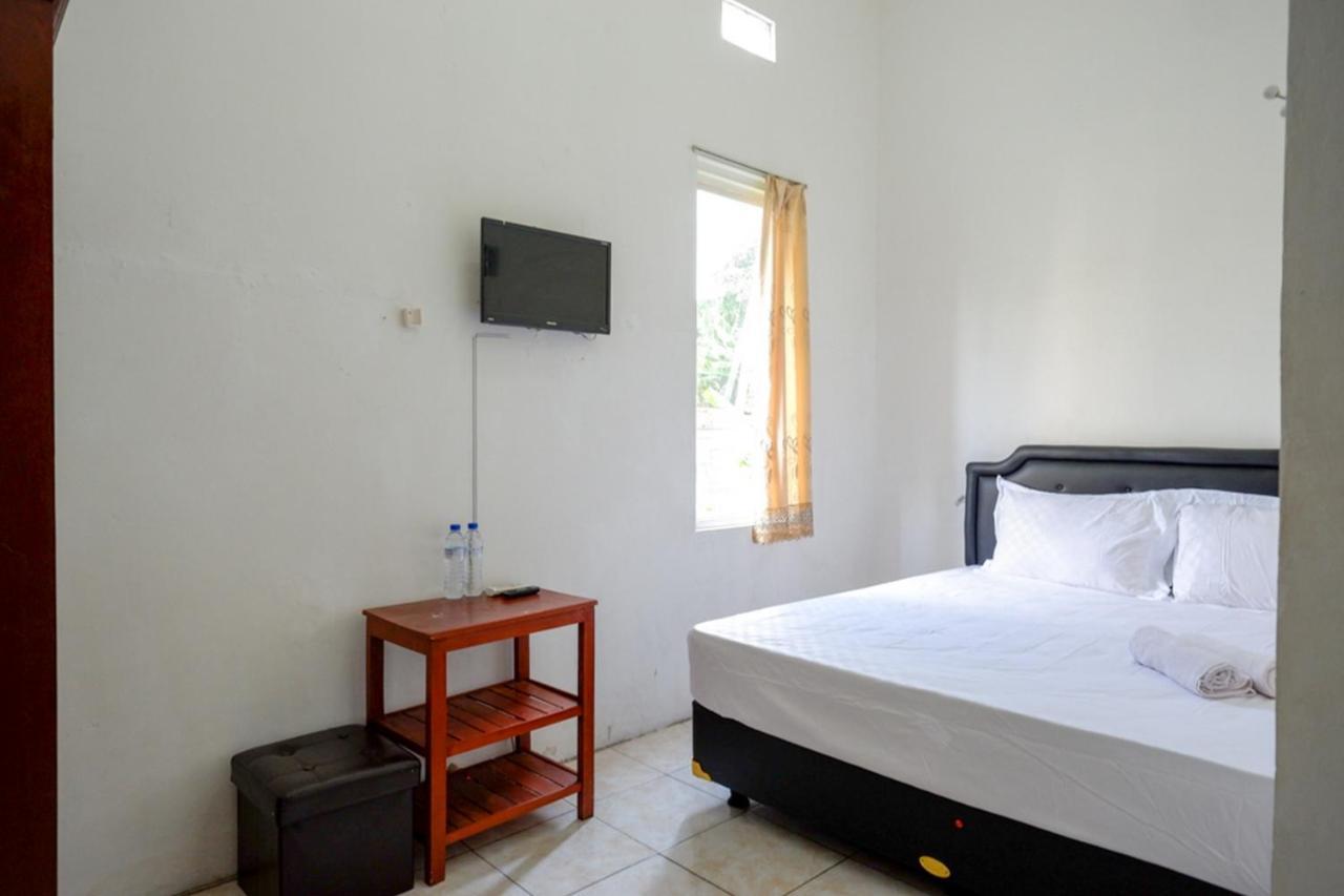 סמאראנג Pandawa Guest House At Ngaliyan Square Mitra Reddoorz מראה חיצוני תמונה